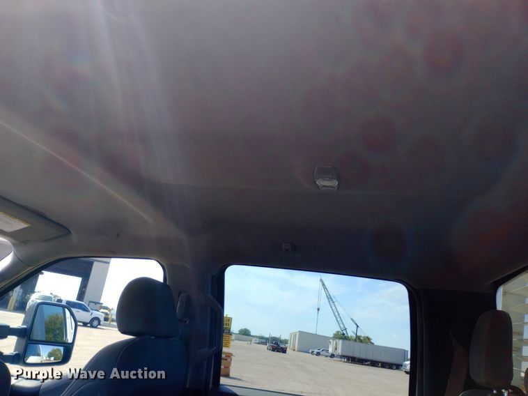 image for item NY9518 2019 Ford F250 Super Duty XL SuperCrew pickup truck