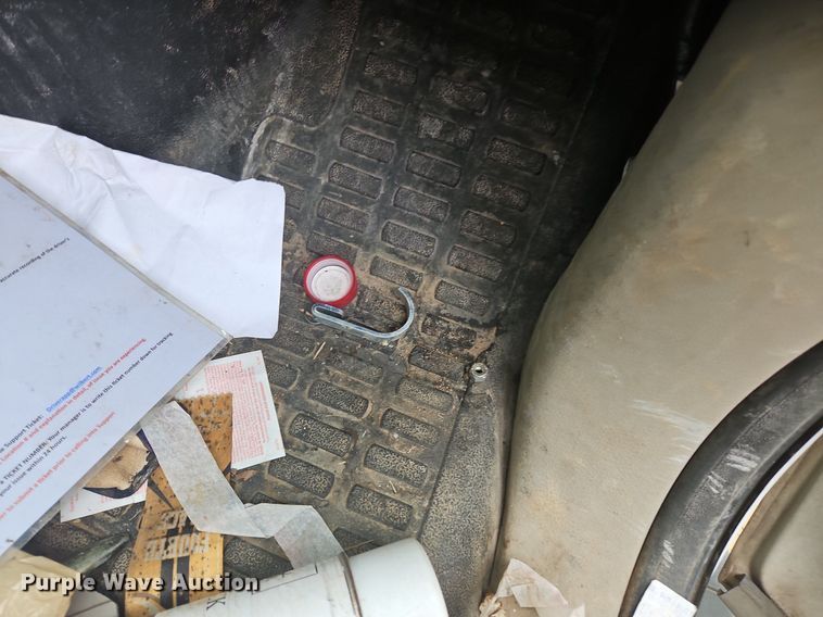 image for item OJ9796 2010 Ford F550 Super Duty XL  flatbed truck