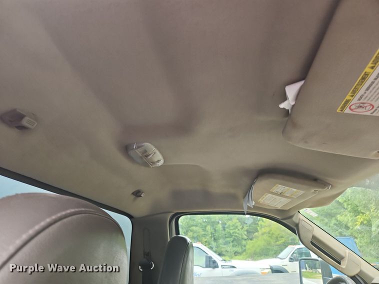 image for item OJ9796 2010 Ford F550 Super Duty XL  flatbed truck