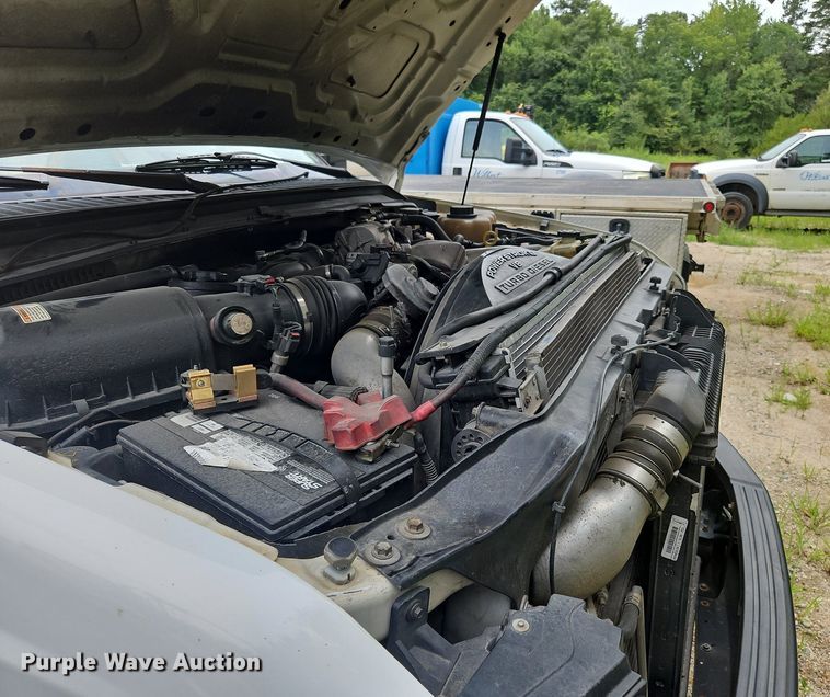 image for item OJ9796 2010 Ford F550 Super Duty XL  flatbed truck