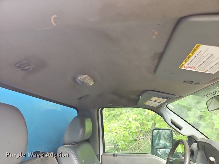 image for item OJ9797 2013 Ford F550 XL flatbed truck