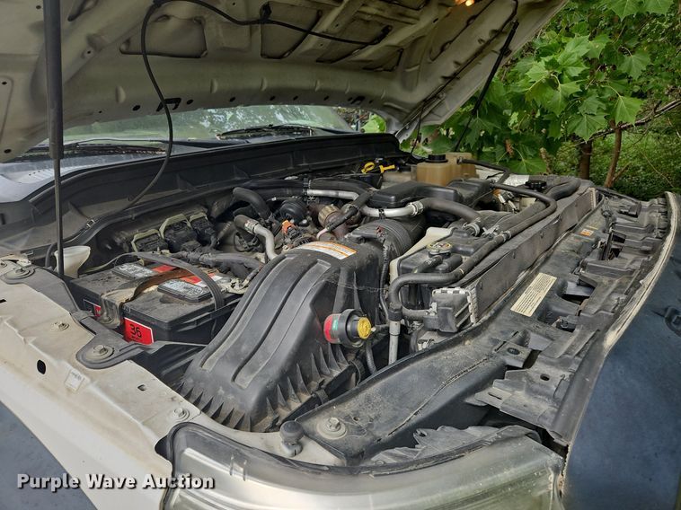 image for item OJ9797 2013 Ford F550 XL flatbed truck