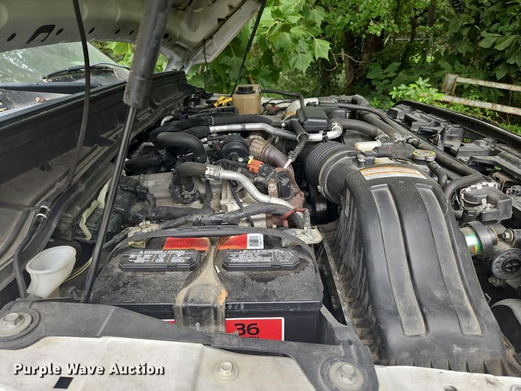 image for item OJ9797 2013 Ford F550 XL flatbed truck