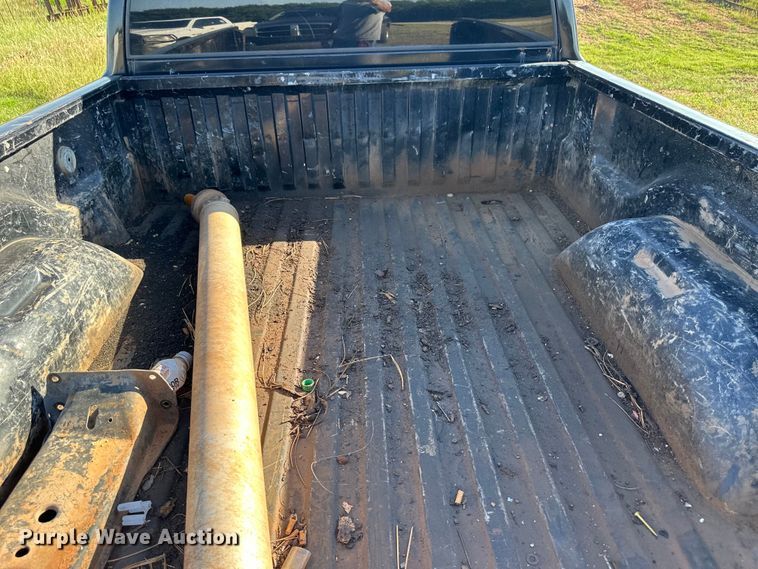 image for item OM9604 1998 Dodge Dakota Sport Club Cab pickup truck