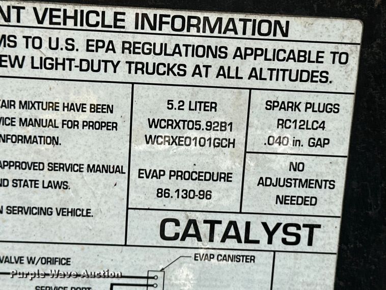 image for item OM9604 1998 Dodge Dakota Sport Club Cab pickup truck