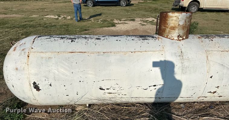 image for item OM9688 1947 Beaird propane tank