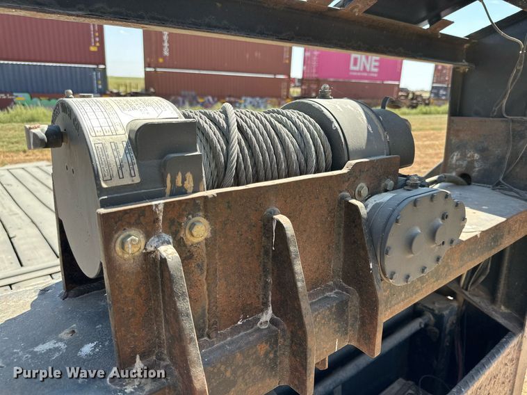 image for item OM9730 2010 PJ tilt deck equipment trailer