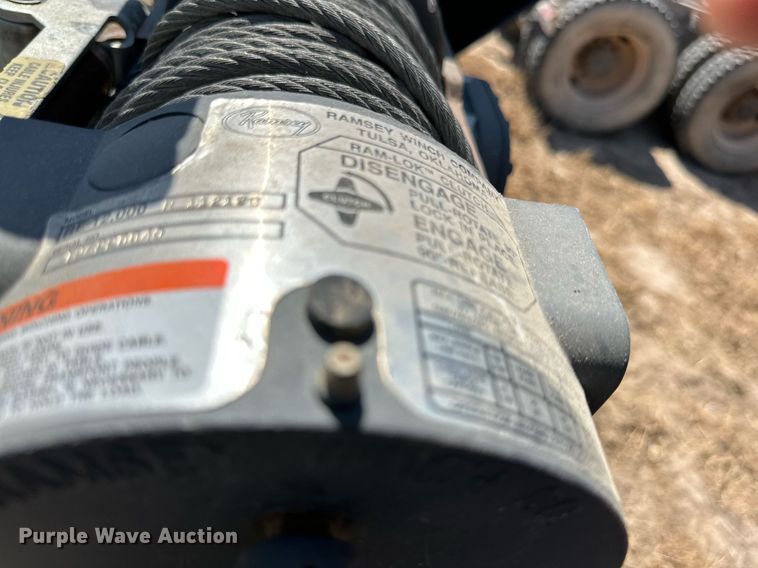 image for item OM9730 2010 PJ tilt deck equipment trailer