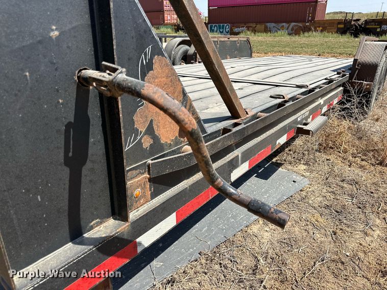 image for item OM9730 2010 PJ tilt deck equipment trailer