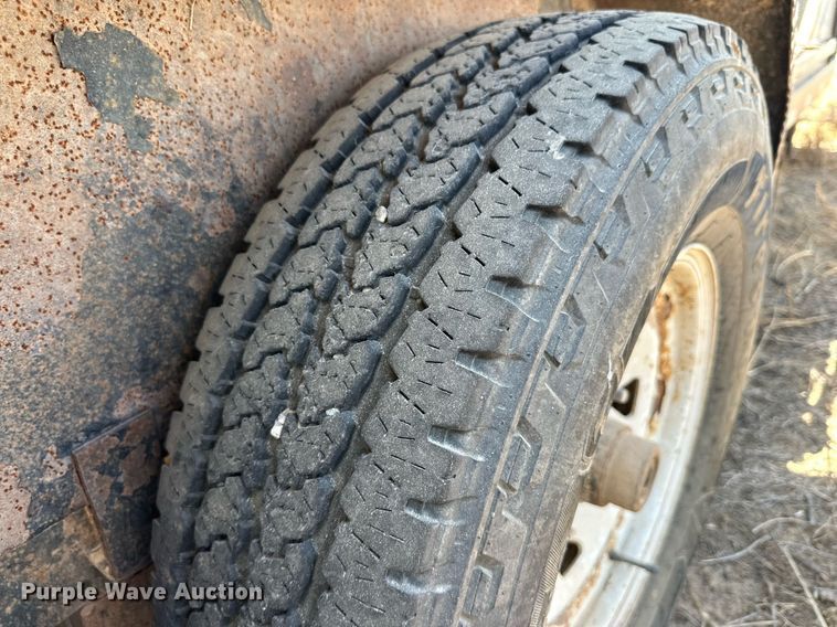 image for item OM9730 2010 PJ tilt deck equipment trailer