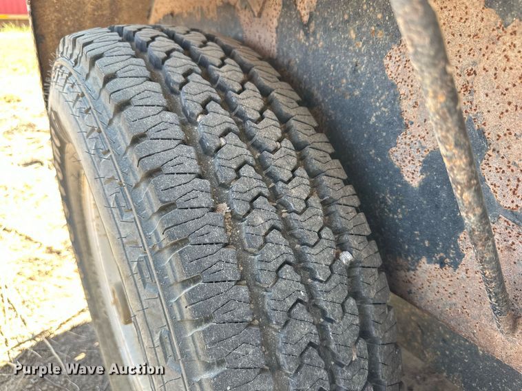 image for item OM9730 2010 PJ tilt deck equipment trailer