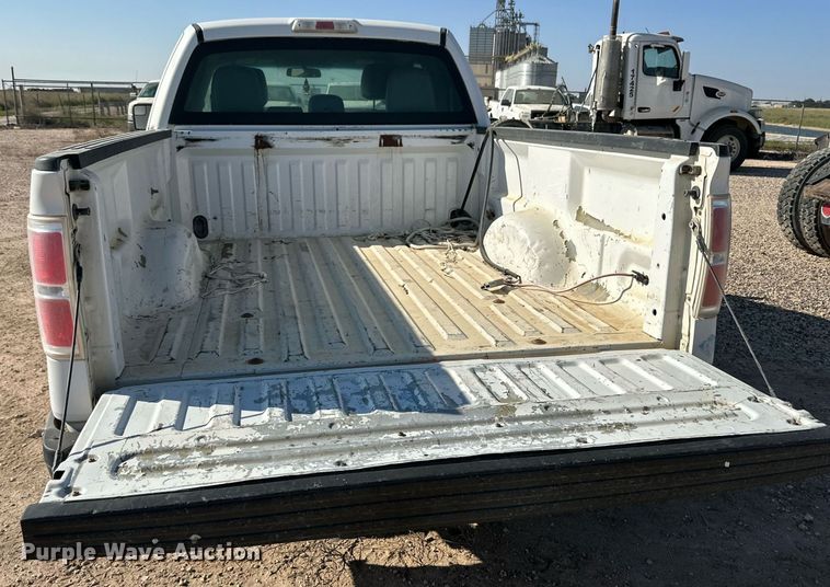 image for item OM9732 2013 Ford F150 XL SuperCab pickup truck