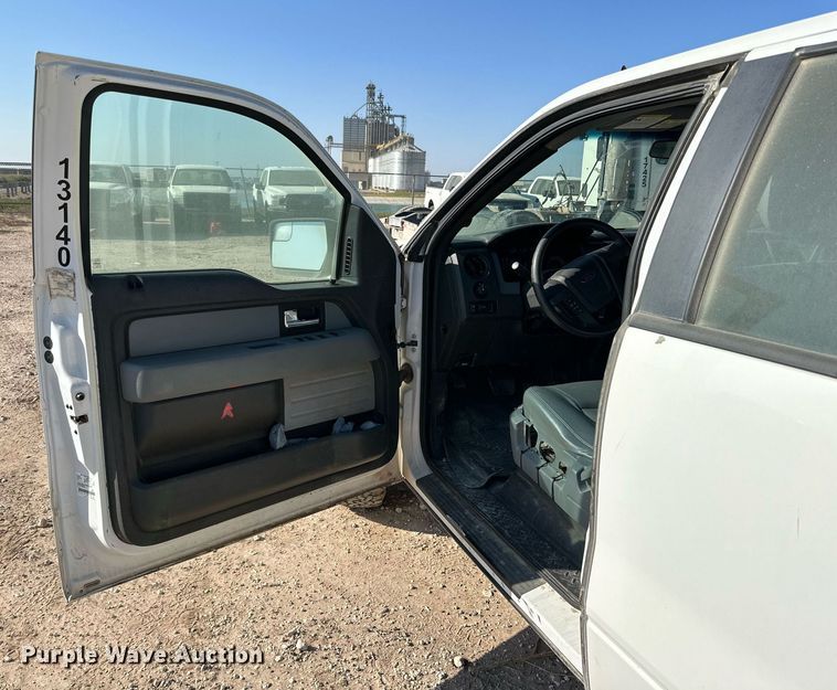 image for item OM9732 2013 Ford F150 XL SuperCab pickup truck