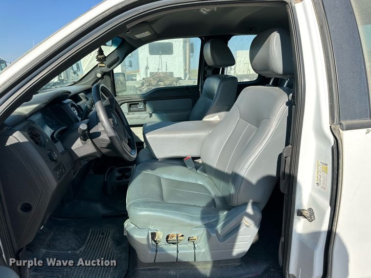 image for item OM9732 2013 Ford F150 XL SuperCab pickup truck