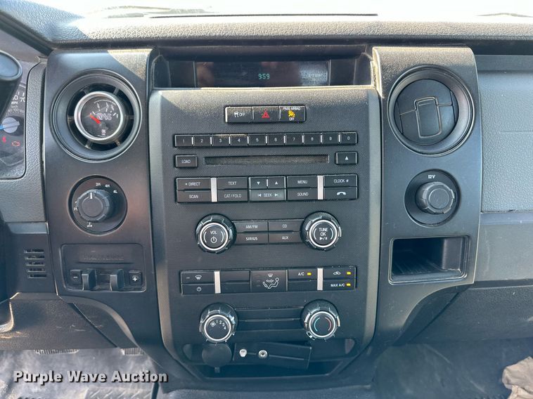 image for item OM9732 2013 Ford F150 XL SuperCab pickup truck