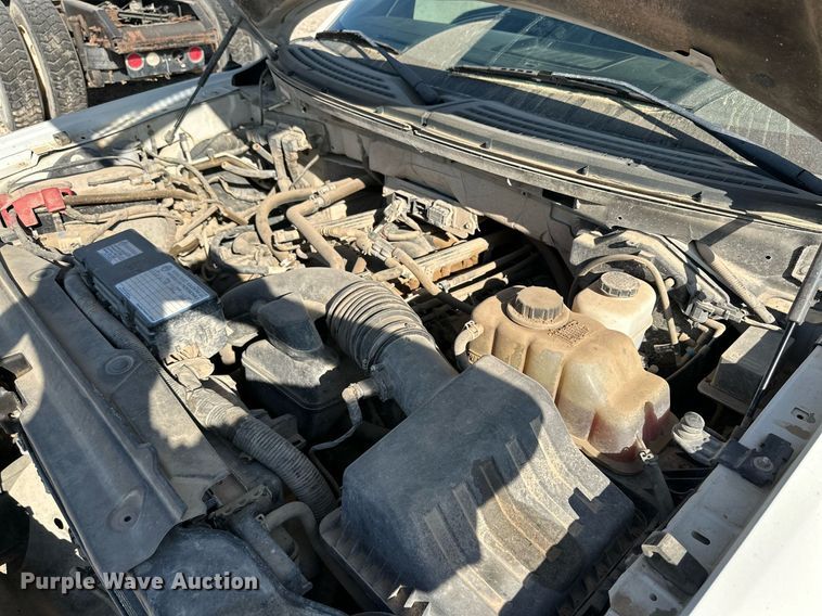 image for item OM9732 2013 Ford F150 XL SuperCab pickup truck