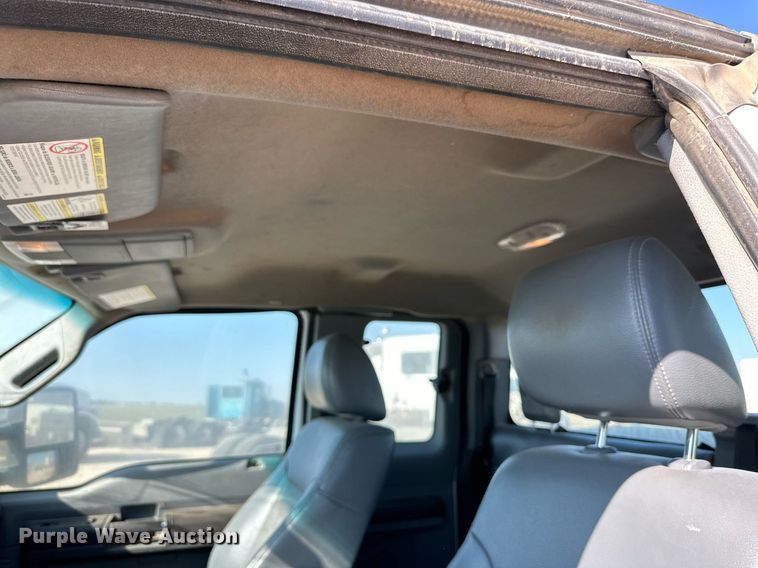 image for item OM9736 2013 Ford F250 Super Duty XL SuperCab pickup truck