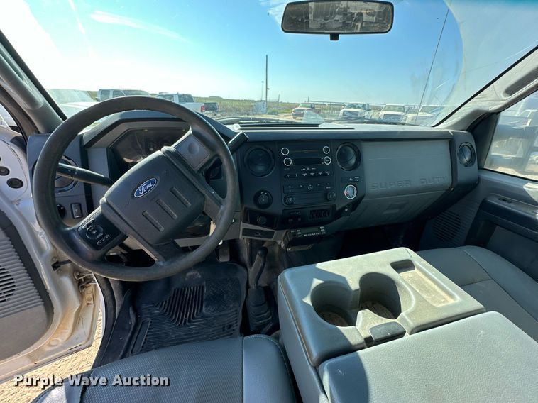 image for item OM9736 2013 Ford F250 Super Duty XL SuperCab pickup truck