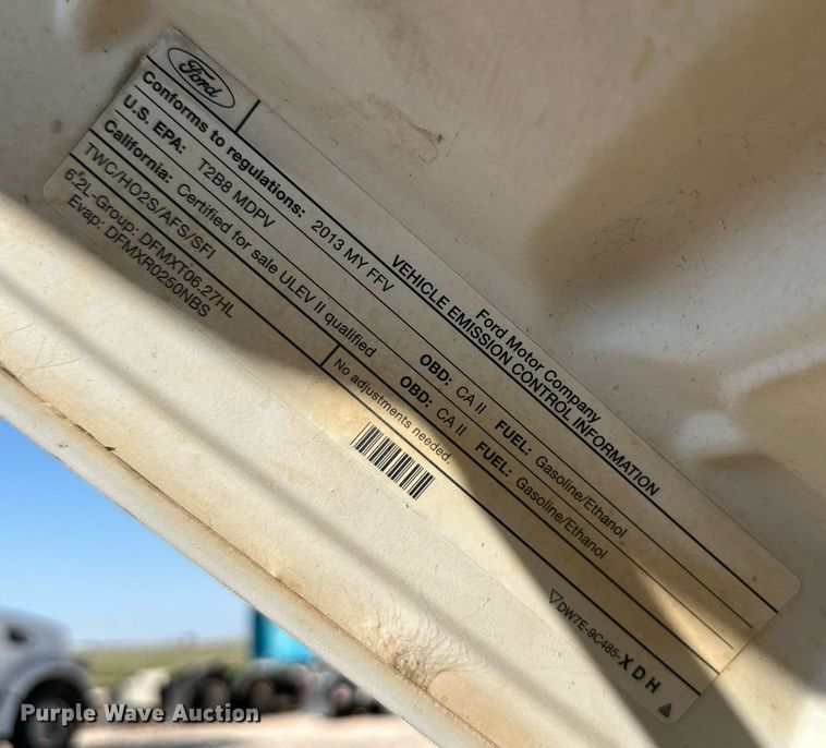 image for item OM9736 2013 Ford F250 Super Duty XL SuperCab pickup truck