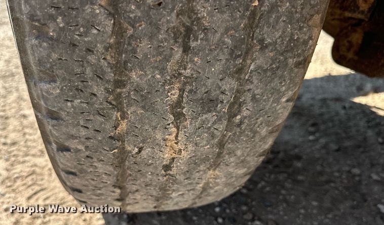 image for item OM9736 2013 Ford F250 Super Duty XL SuperCab pickup truck