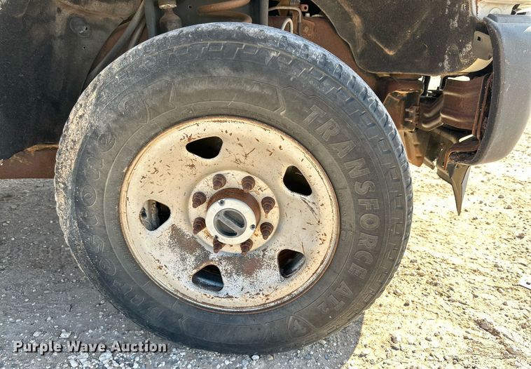 image for item OM9736 2013 Ford F250 Super Duty XL SuperCab pickup truck