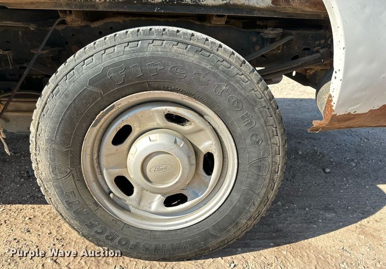 image for item OM9736 2013 Ford F250 Super Duty XL SuperCab pickup truck