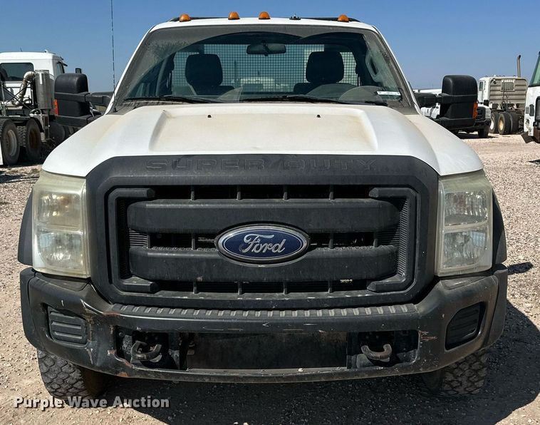 image for item OM9741 2013 Ford F450 Super Duty XL flatbed truck