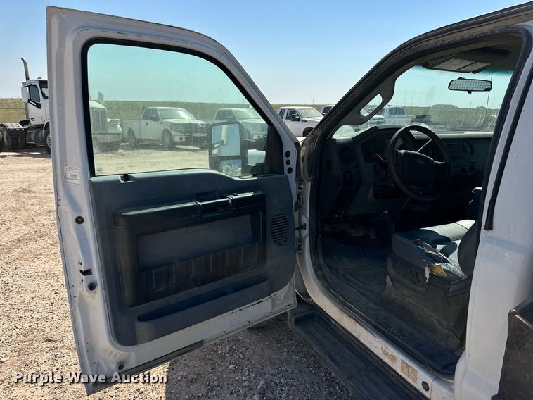 image for item OM9741 2013 Ford F450 Super Duty XL flatbed truck