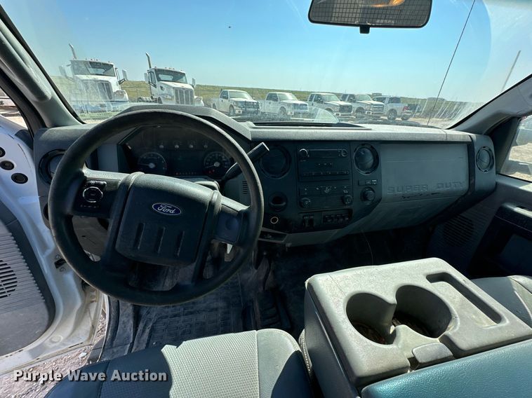 image for item OM9741 2013 Ford F450 Super Duty XL flatbed truck