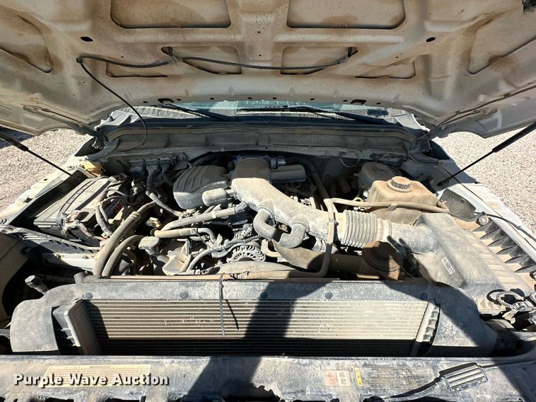 image for item OM9741 2013 Ford F450 Super Duty XL flatbed truck