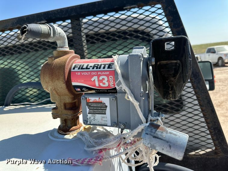 image for item OM9742 2012 Ford F550 Super Duty flatbed truck