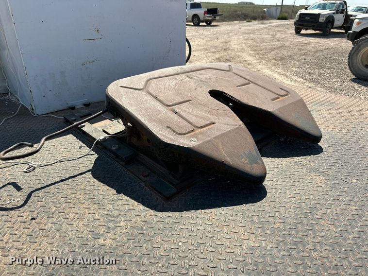 image for item OM9742 2012 Ford F550 Super Duty flatbed truck