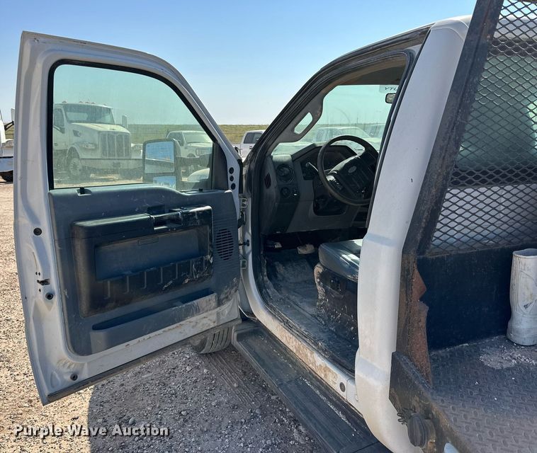 image for item OM9742 2012 Ford F550 Super Duty flatbed truck
