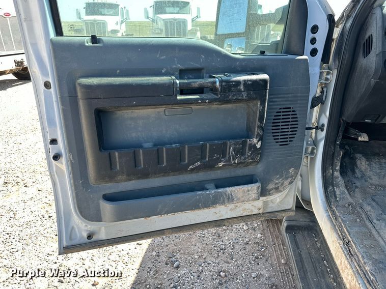 image for item OM9742 2012 Ford F550 Super Duty flatbed truck