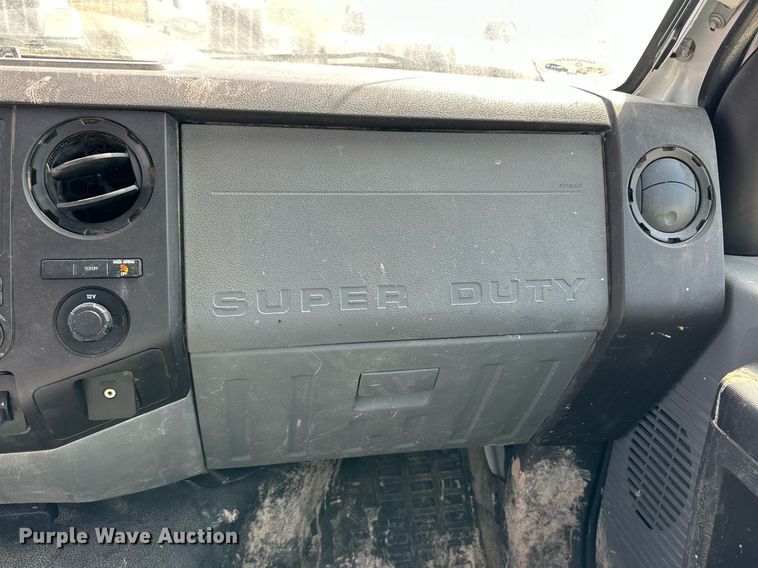 image for item OM9742 2012 Ford F550 Super Duty flatbed truck