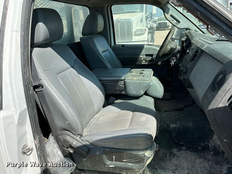 image for item OM9742 2012 Ford F550 Super Duty flatbed truck