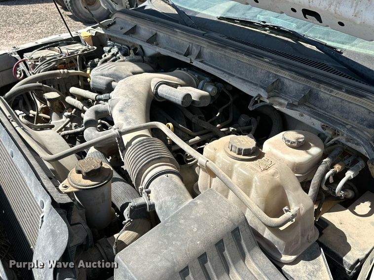 image for item OM9742 2012 Ford F550 Super Duty flatbed truck