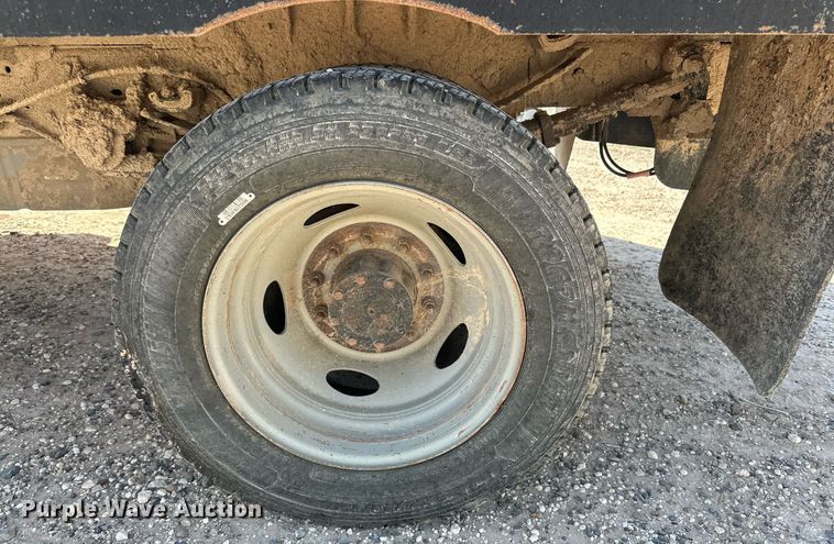 image for item OM9742 2012 Ford F550 Super Duty flatbed truck