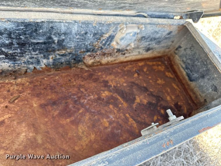 image for item OM9746 2011 Ford F350 Super Duty XL flatbed pickup truck