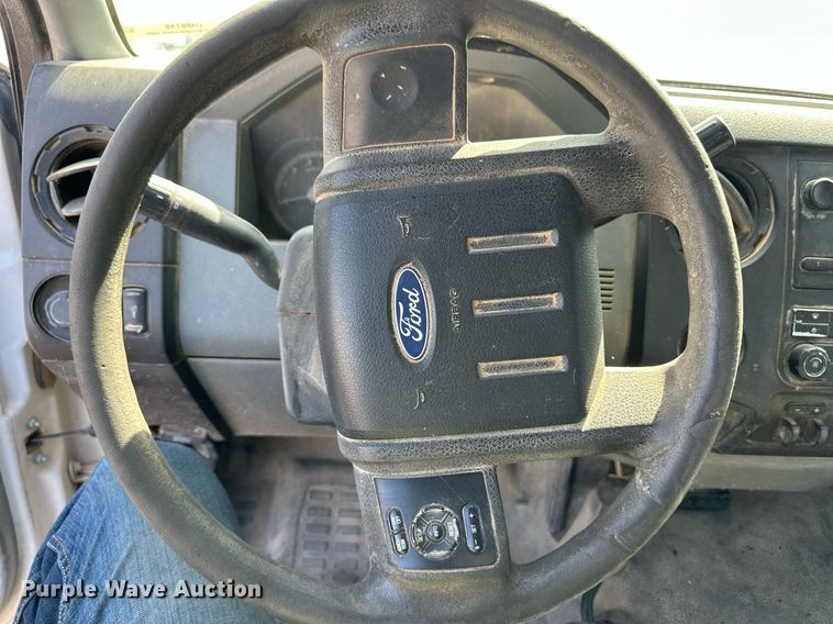 image for item OM9746 2011 Ford F350 Super Duty XL flatbed pickup truck