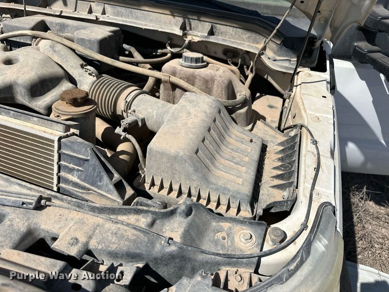 image for item OM9746 2011 Ford F350 Super Duty XL flatbed pickup truck