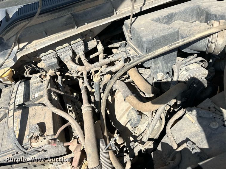 image for item OM9746 2011 Ford F350 Super Duty XL flatbed pickup truck