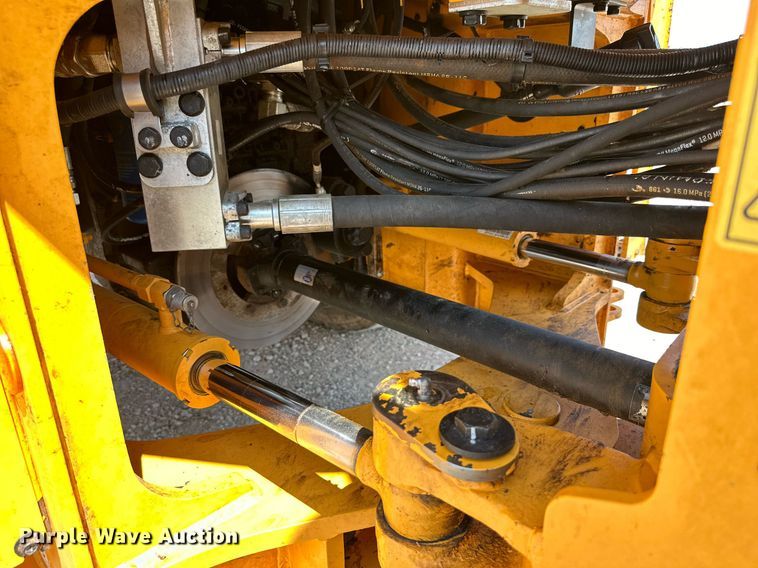 image for item DD3215 2020 Hyundai HL940XT high lift wheel loader