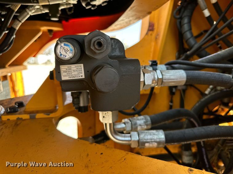 image for item DD3215 2020 Hyundai HL940XT high lift wheel loader