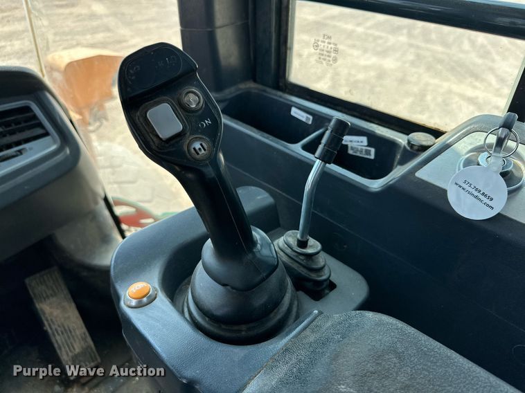 image for item DD3215 2020 Hyundai HL940XT high lift wheel loader