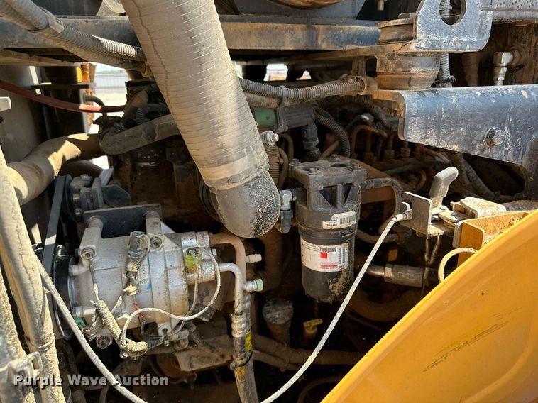 image for item DD3215 2020 Hyundai HL940XT high lift wheel loader