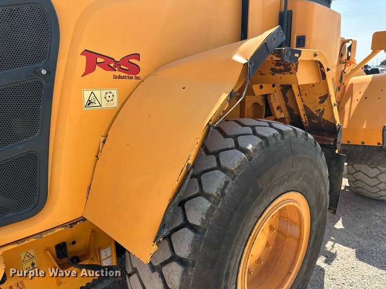 image for item DD3216 2018 Hyundai HL940XT wheel loader