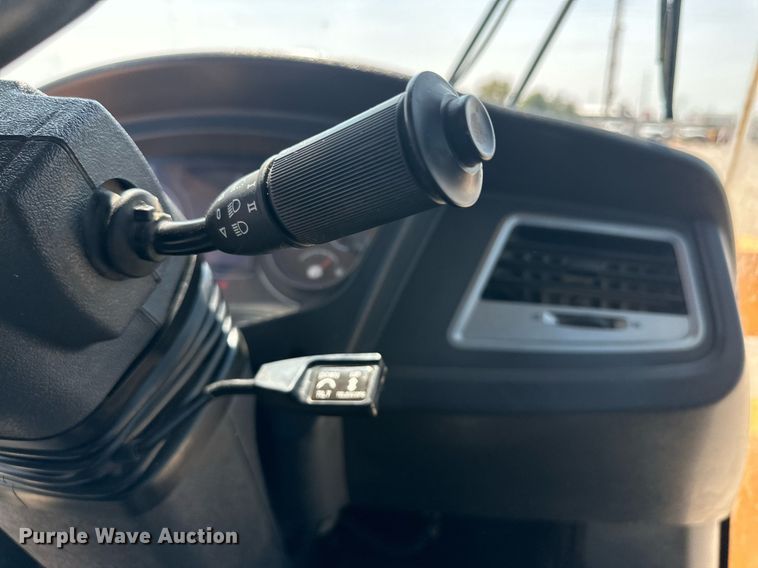 image for item DD3216 2018 Hyundai HL940XT wheel loader