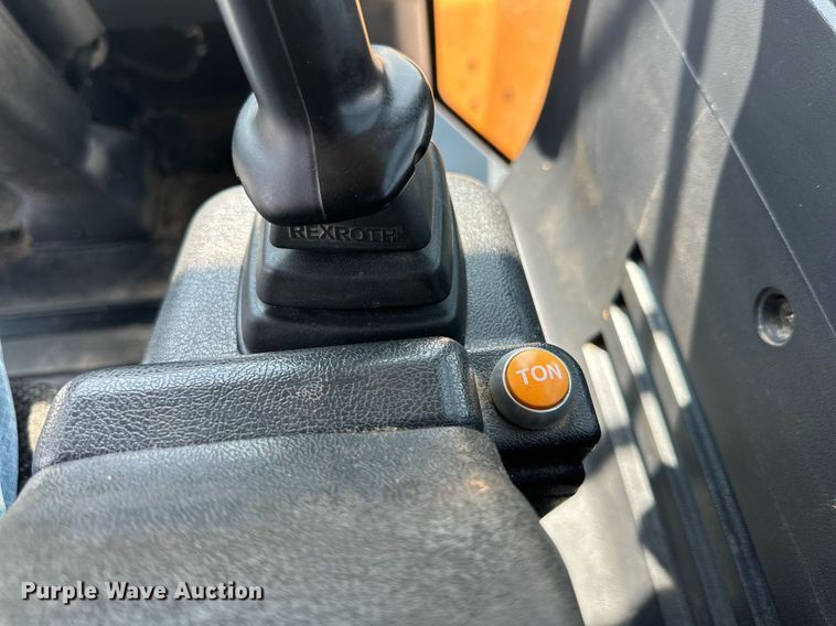 image for item DD3216 2018 Hyundai HL940XT wheel loader