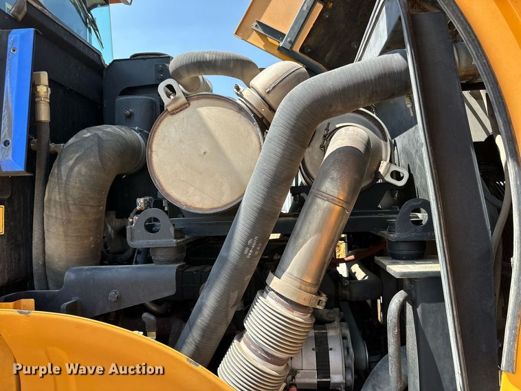 image for item DD3216 2018 Hyundai HL940XT wheel loader